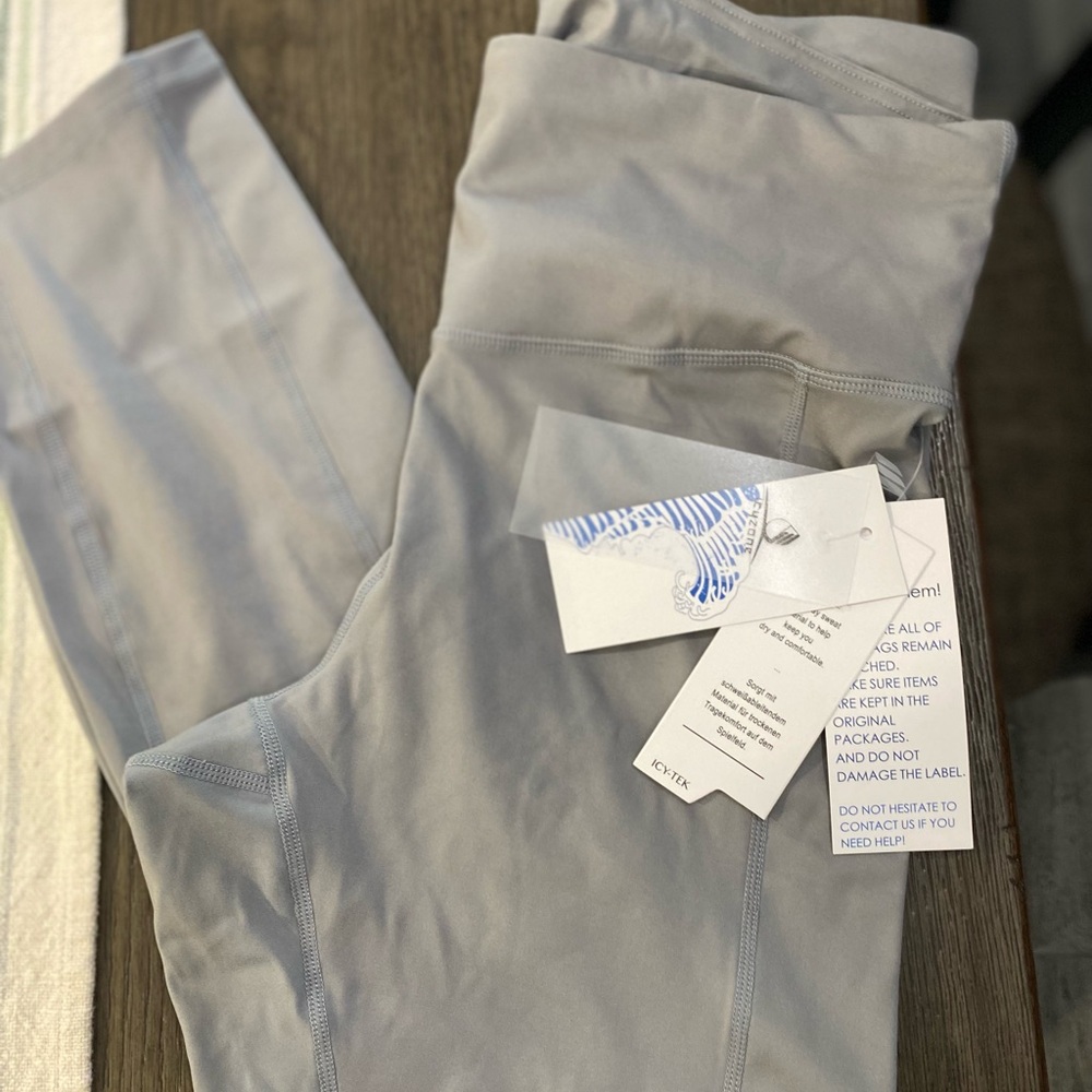 Icy zone Gray Leggings